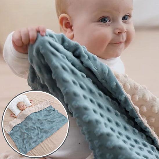 couverture bébé sous la couverture