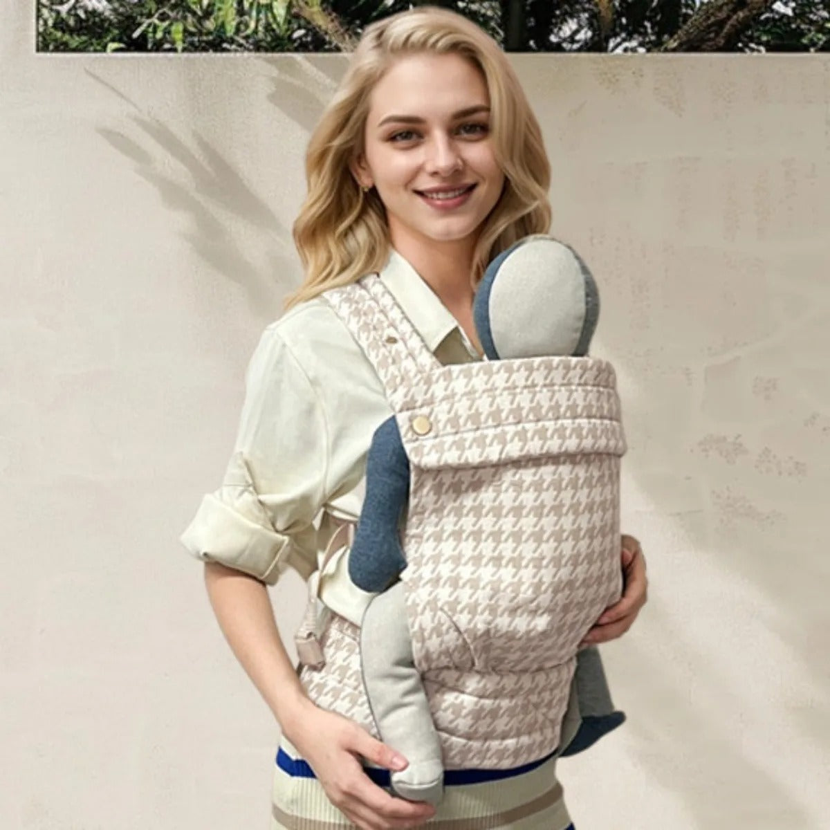 porte bébé physiologique avec maman