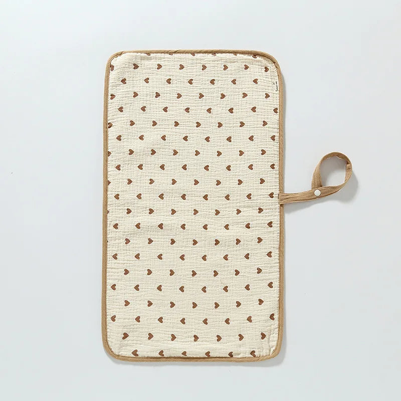 tapis à langer nomade coeurs