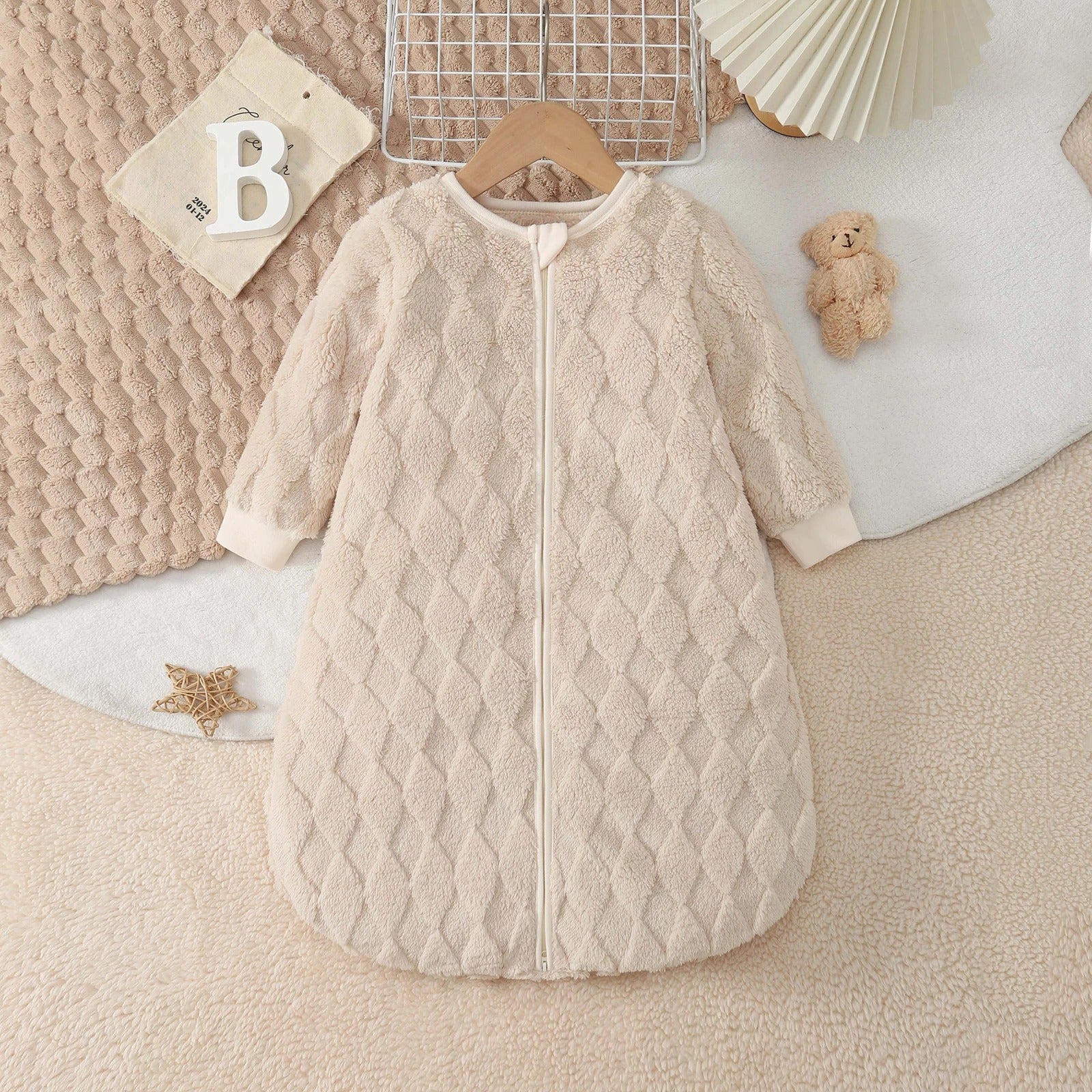 Gigoteuse Bébé Hiver Manches Longues en Peluche Douce 1–9 Mois présentation